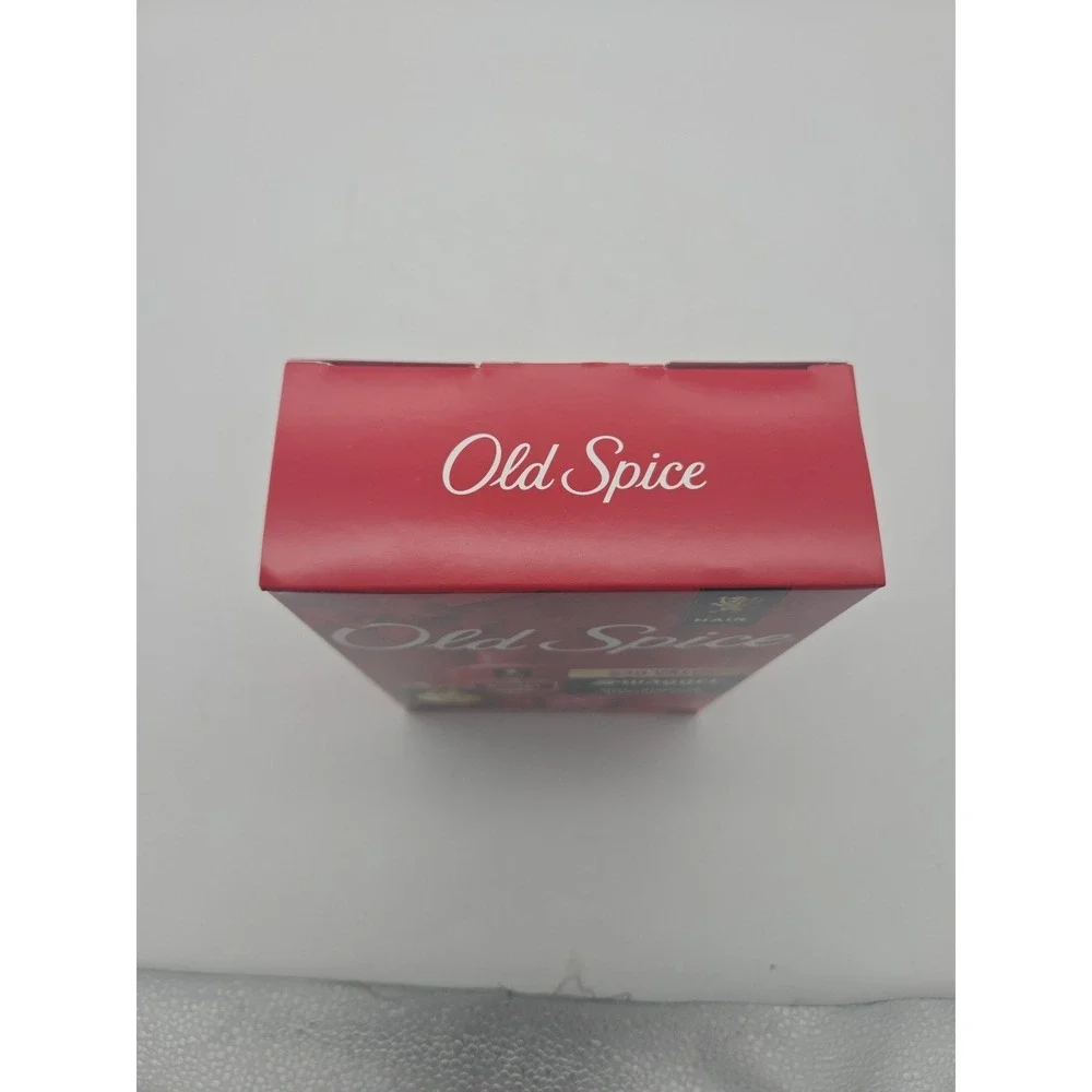 Old Spice Holiday Pack with Swagger 2in1 Shampoo and Conditioner, Pomade Styler,